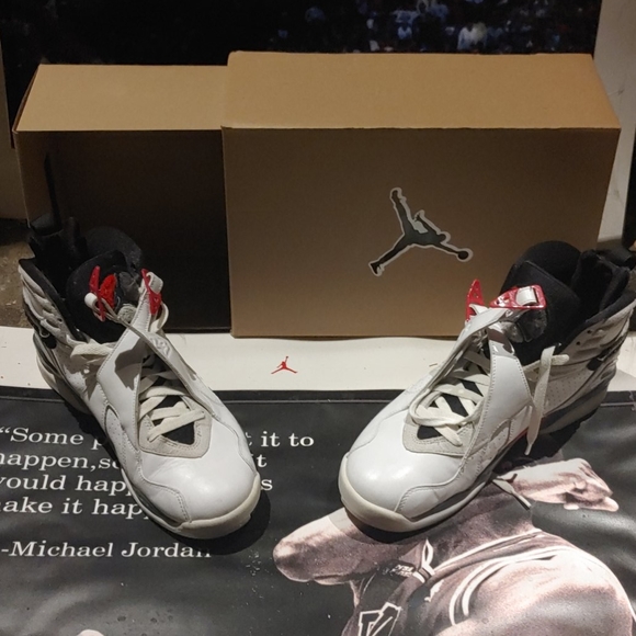 Jordan Retro 8 bugs bunny used sz10.5 - Picture 6 of 10